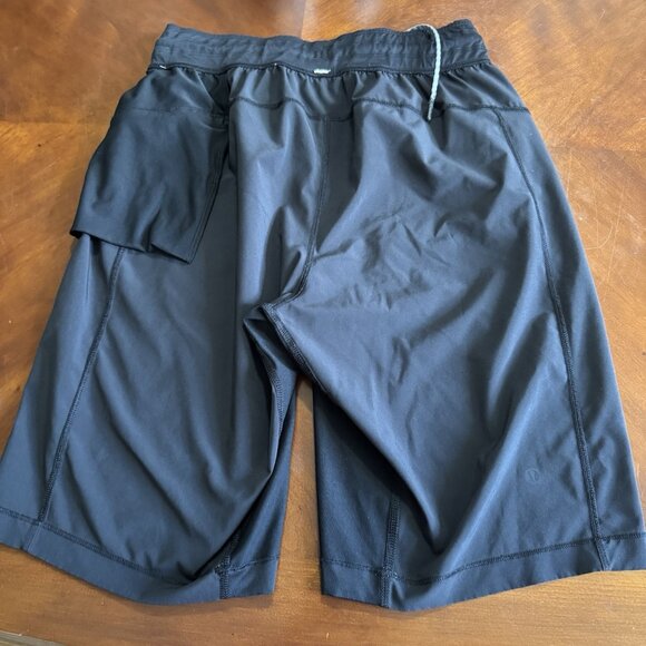 Lululemon T.H.E. Short Linerless 11” Mens Sz Small Black Flaws - Picture 12 of 16